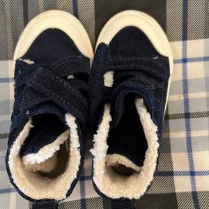 Cat and Jack boys boots